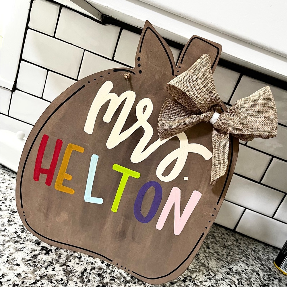 Custom apple door hanger - teacher gift